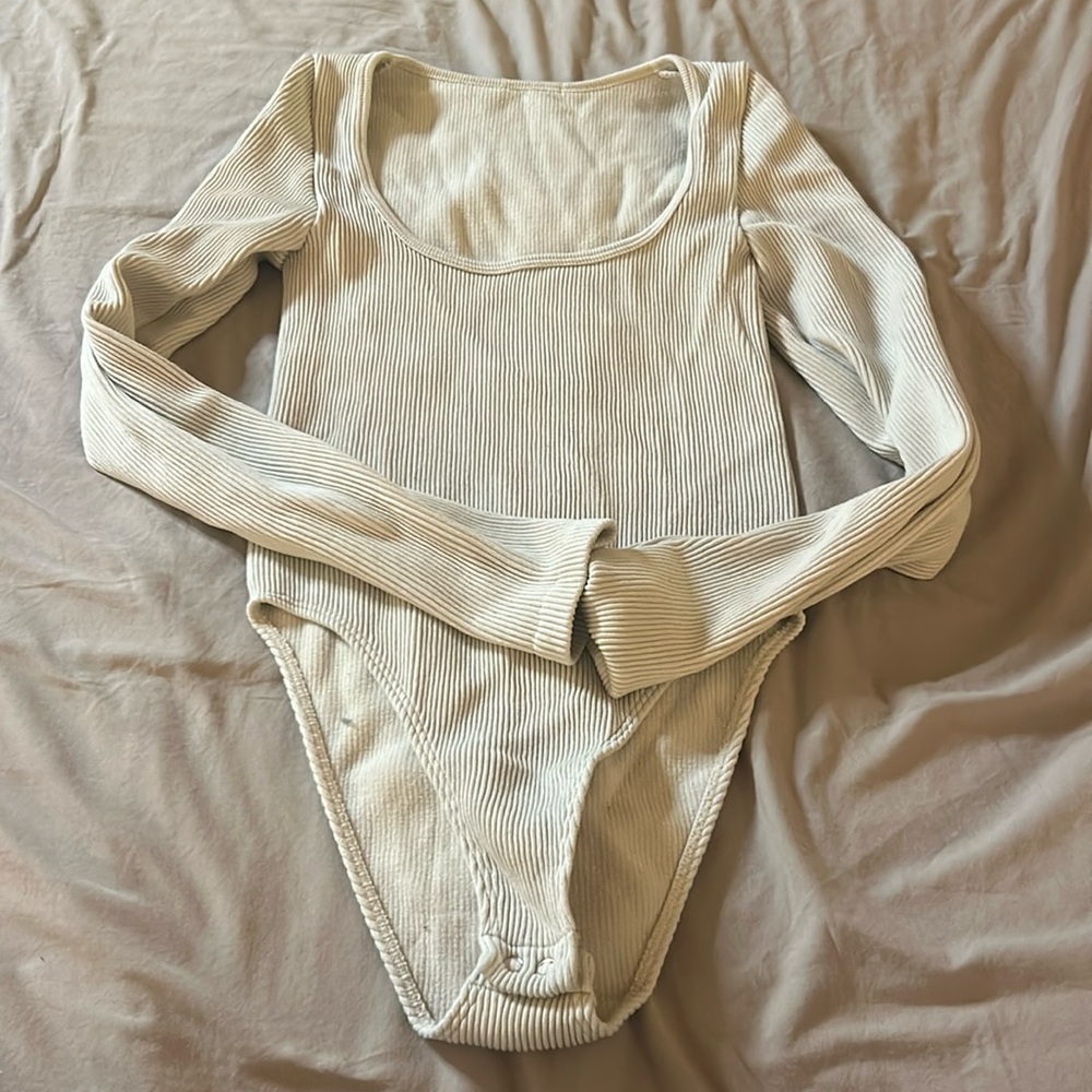 Ribbed Suit